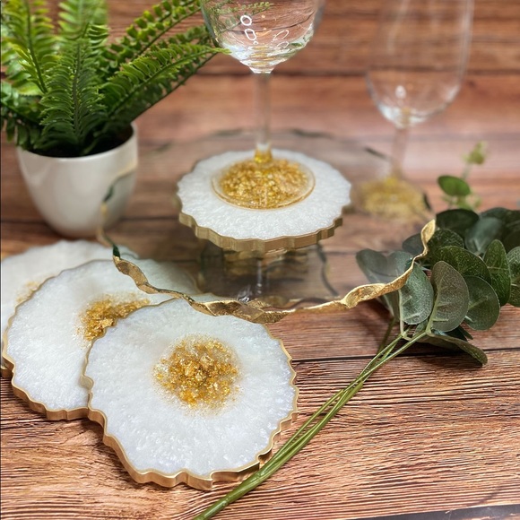 Large Geode Coaster Set of 4 - Picture 8 of 10